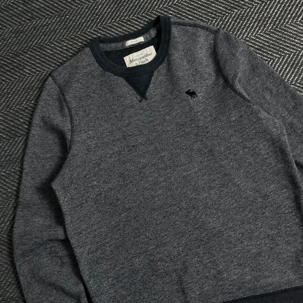 아베크롬비 y2k 디테일 크루넥 스웻 셔츠y 3418