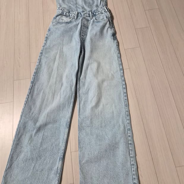 자라 슬리브리스 데님 점프수트