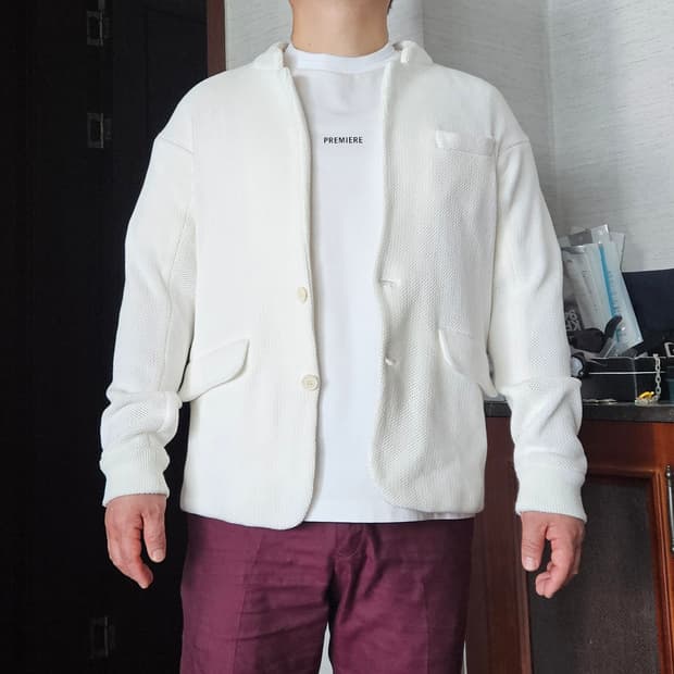 솔리드옴므 블레이저 면 자켓

사이즈는 105