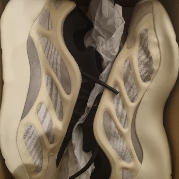 아디다스 이지 adidas yeezy 700 v3 아자엘 290