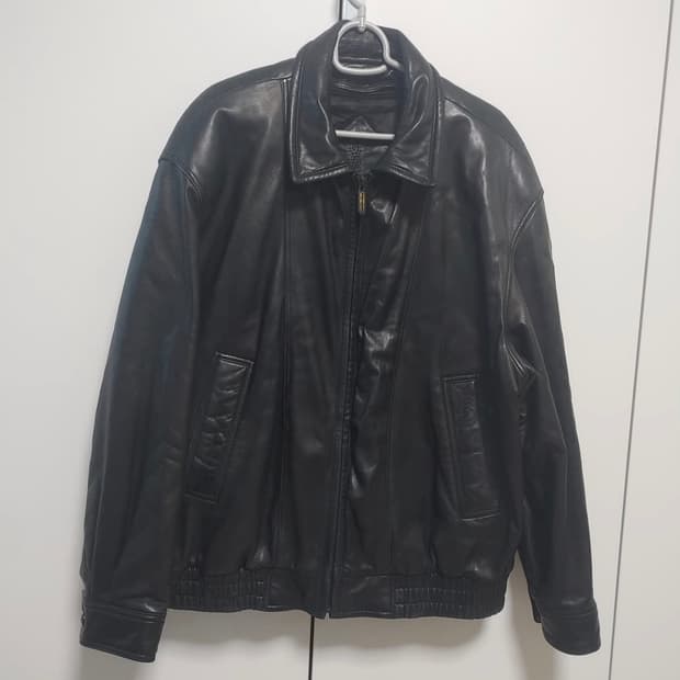 YSL 입생로랑 가죽자켓(105)