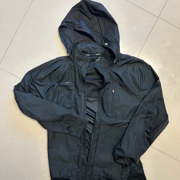 나이키 드라이핏 바람막이 판매