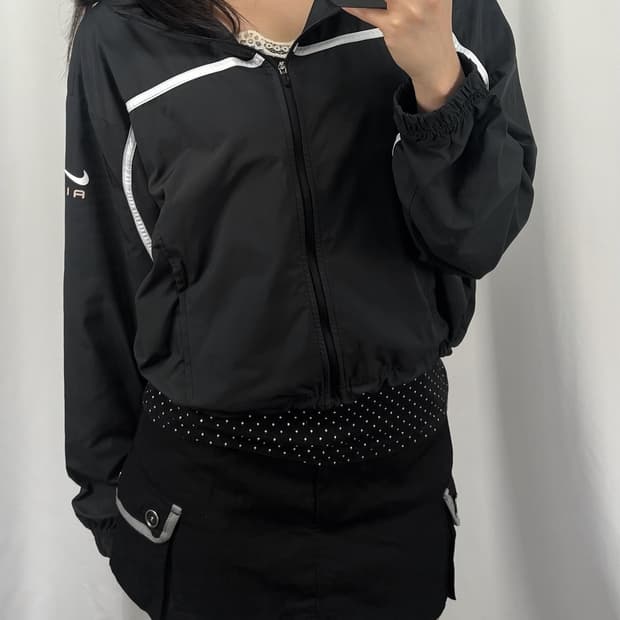 나이키 에어 여성 블랙 바람막이