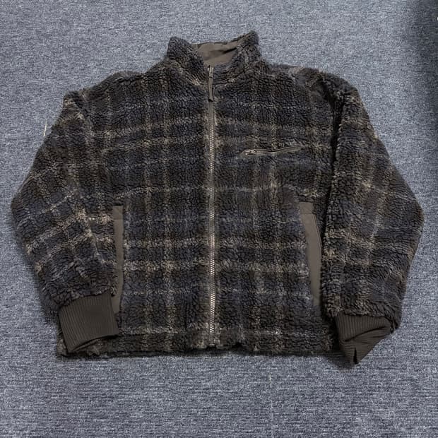 헤지스 HIS 리버시블 플리스 점퍼