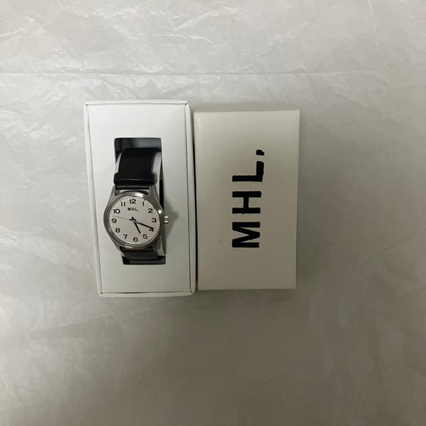 MHL 마가렛 호웰 시계 브라운