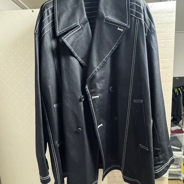 메종미네드 21SS 블랙 코팅 더블 오버사이즈 하프 코트