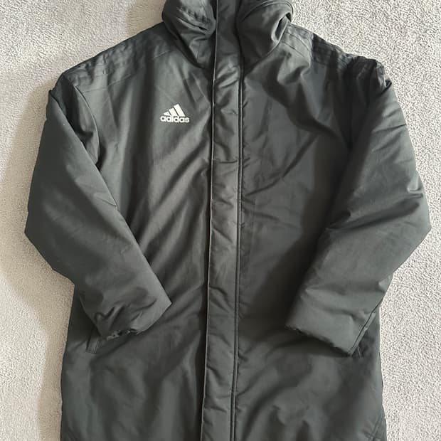 Adidas 팀용 블랙 롱패딩