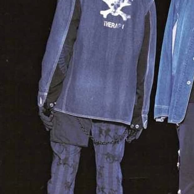 언더커버 03AW OCCUPATIONAL THERAPY 데님 커버올자켓