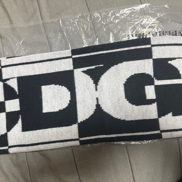 Cdg 체크 머플러