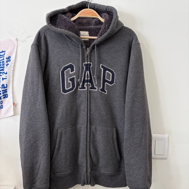 201. 갭 후드집업