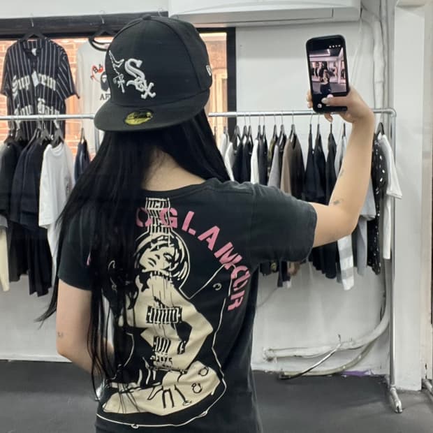 히스테릭 글래머 기타걸 티셔츠