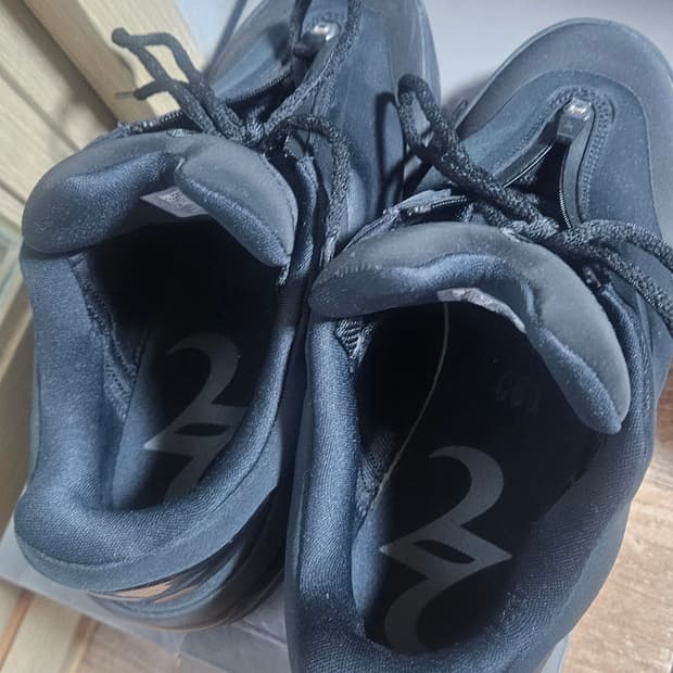 Shai x converse 001 black