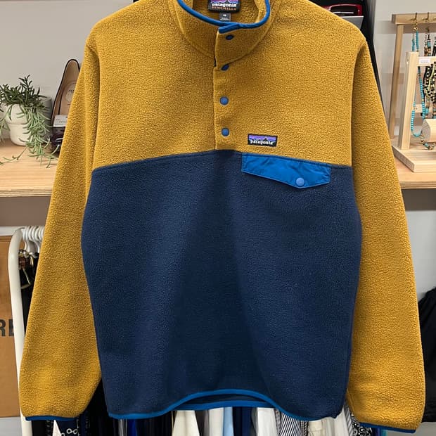 [90~95] 파타고니아 신칠라 풀오버 머스타드 네이비