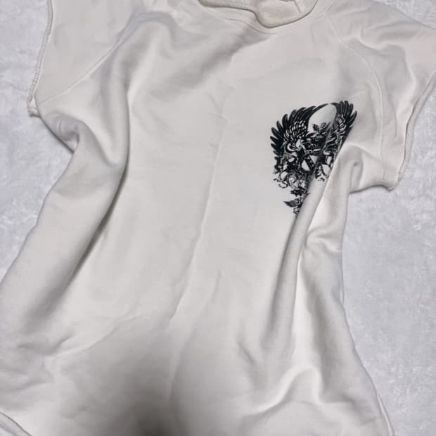 patterned T