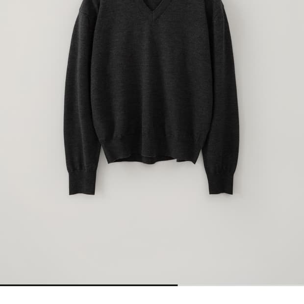 [2]블랭크룸 브이넥니트 차콜 25ss