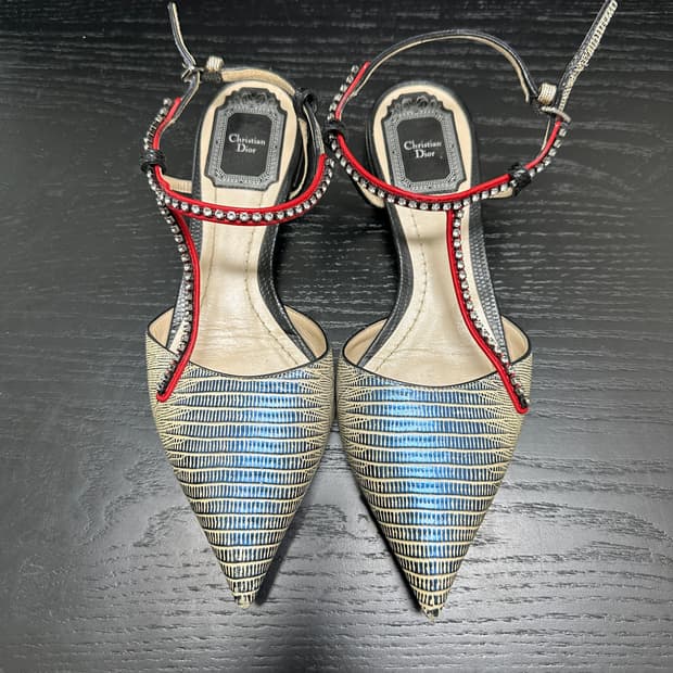 디올 스트랩 샌들