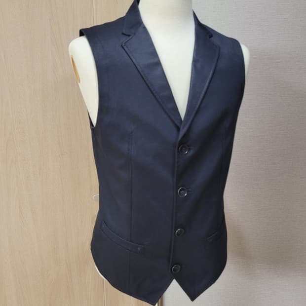 코모도스퀘어 COMODO 4버튼 카라 조끼 100 다크네이비