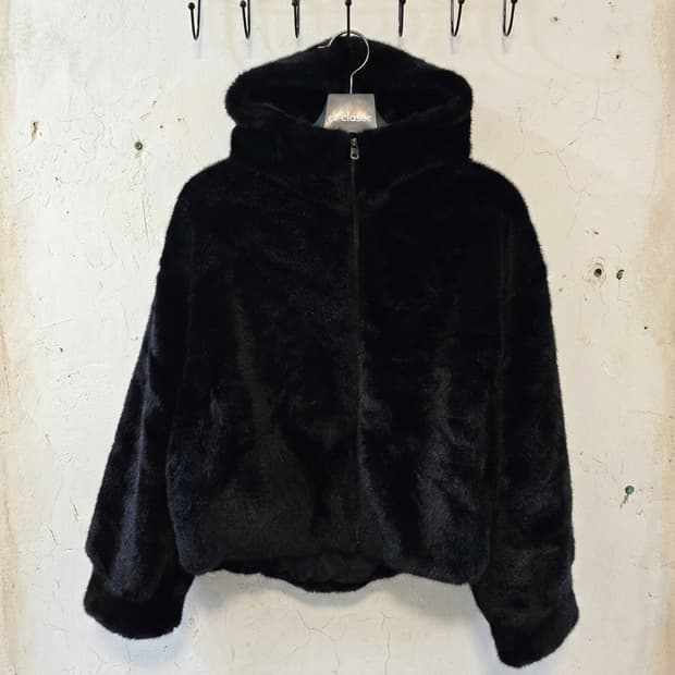 피에라 벨라 블랙 퍼 후드 집업 55