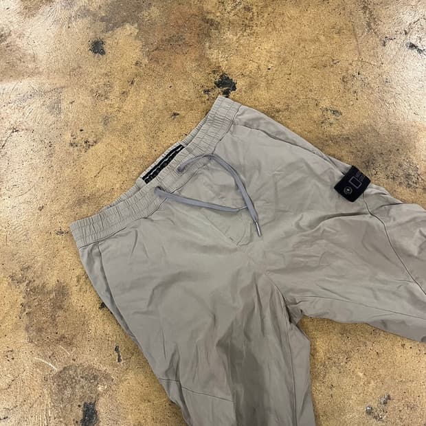 [정품/81] 내셔널지오그래픽 조거 트레이닝 바지 b18