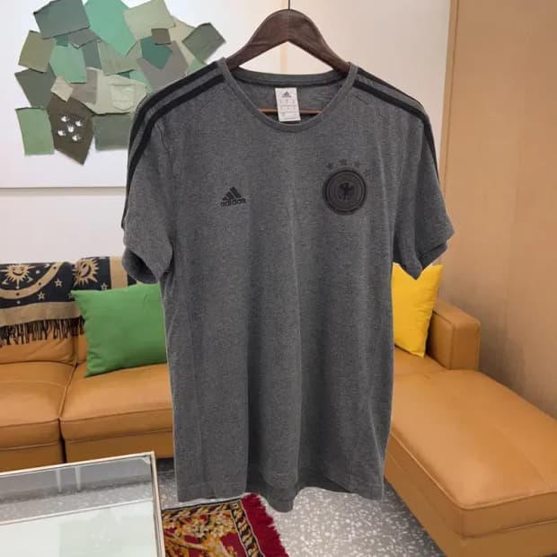 아디다스 독일 삼선 반팔티 95 C04629