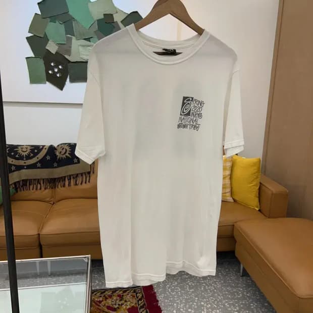 스투시 KNIGHT 백프린팅 반팔티 95 C04740