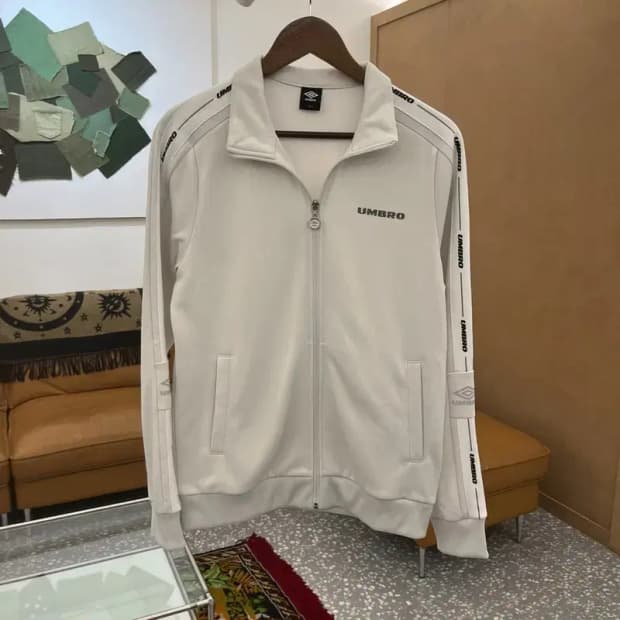 엄브로 사이드라인 화이트 트랙탑 져지 집업 90 C05840