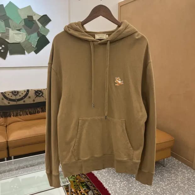 메종키츠네 칠랙스 폭스 패치 후드티 100 C05844