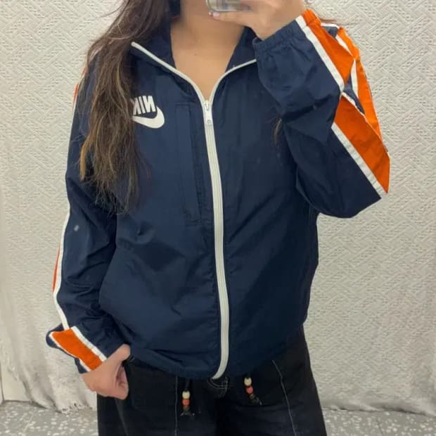 나이키 스포티 오버핏 윈드브레이커 바람막이 90 C06030