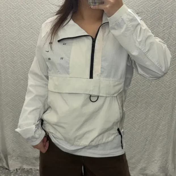 나이키 테크팩 오버핏 아노락 반집업 바람막이 95 C06073