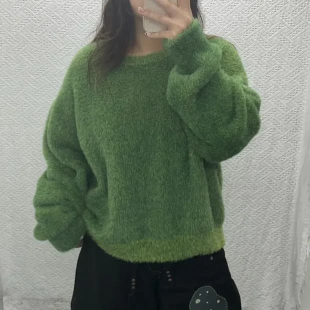 노매뉴얼 오버핏 헤어리 니트 스웨터 105 C06216