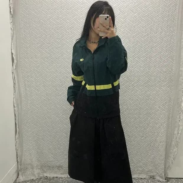 뉴발란스 올드스쿨 네온 배색 트랙클럽 바람막이 웜업 자켓 S C06528