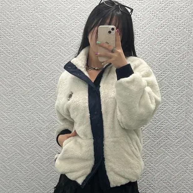 로맨틱크라운 보아털 백포켓 후리스 자켓 S C06600