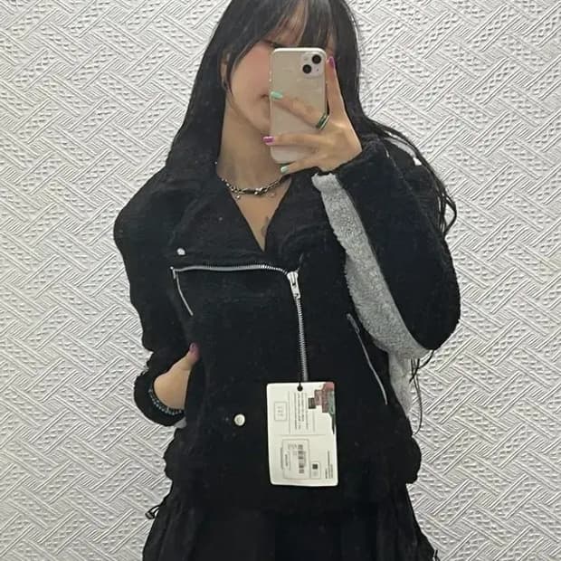 로맨틱크라운 유니크 배색 크롭 양털 무스탕 S C06708