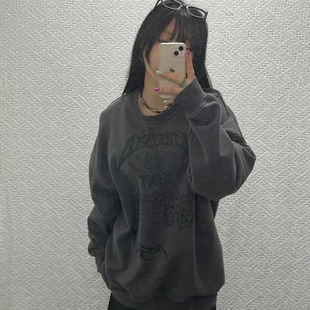 아조바이아조 PBA 아조리카 콜라주 키치 맨투맨 110 C06821