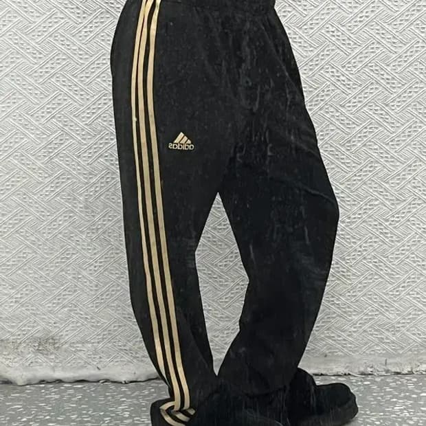 아디다스 올드스쿨 Y2K 흑금 트랙팬츠 XL C06834
