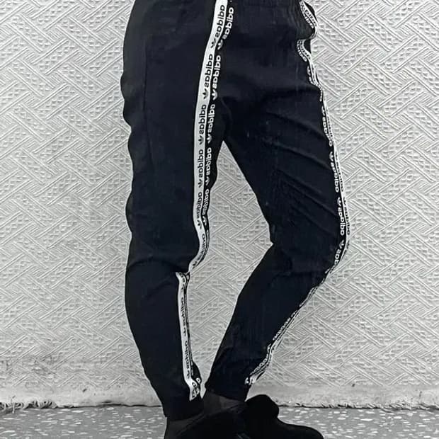 아디다스 프론트 테이프 라인 트랙 조거 팬츠 XS C06910