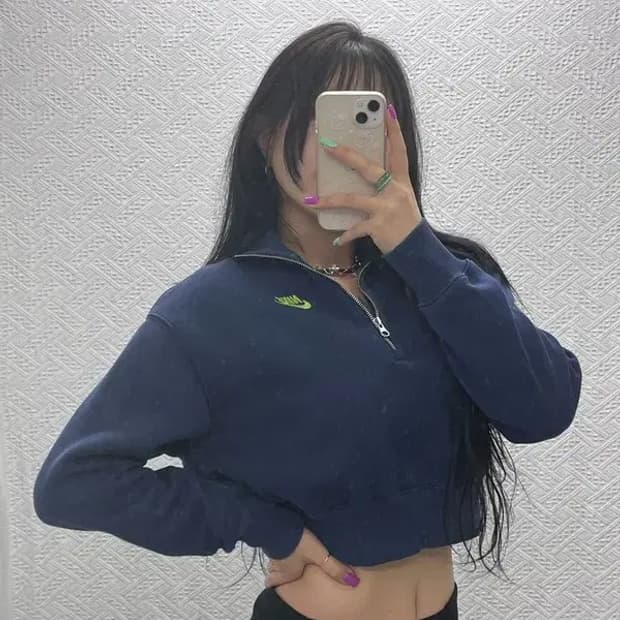 나이키 올드스쿨 스트릿 반집업 크롭 맨투맨 S C07198