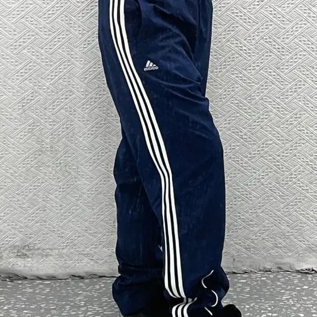 아디다스 올드스쿨 빈티지 삼선 와이드 트랙팬츠 110 C07273