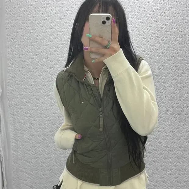 타미힐피거 슬림핏 말차카키 경량 패딩 조끼 S C07287