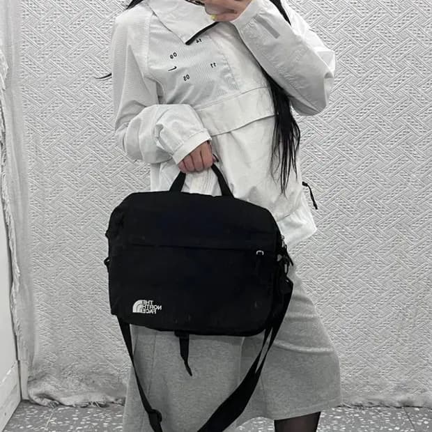 노스페이스 빈티지 스포티 캐주얼 크로스백 C07437