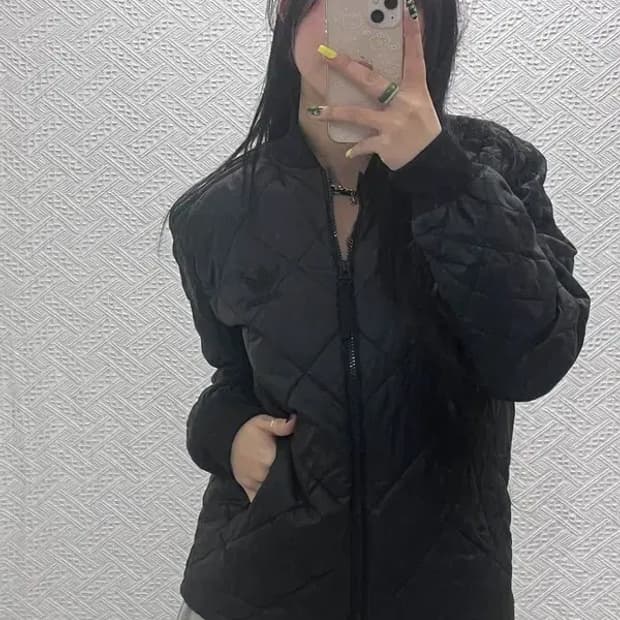 아디다스 모던시크 퀄팅 경량 패딩 자켓 95 C07540