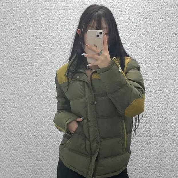 노스페이스 레트로 빈티지 말차카키 엘보패치 패딩 100 C07726
