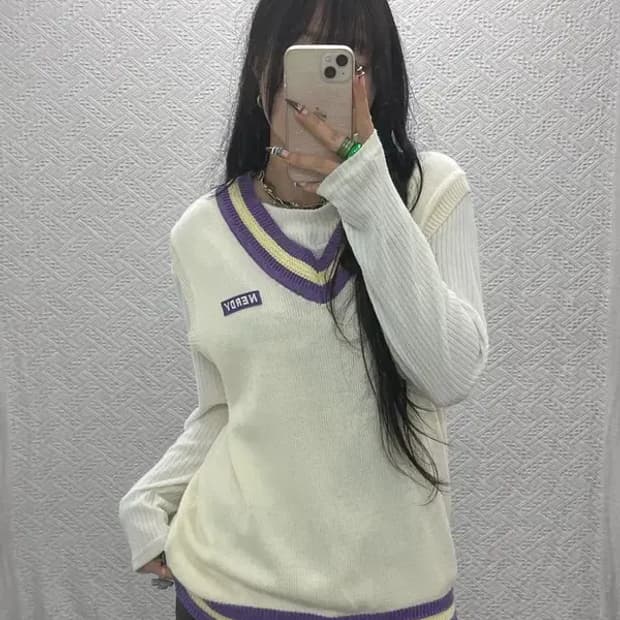 널디 올드스쿨 레트로 배색 브이넥 크림 니트 조끼 S C07958