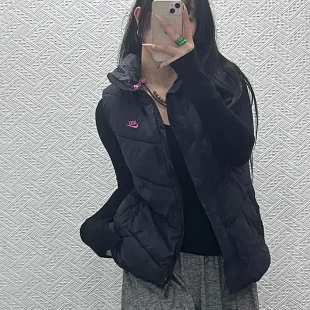 나이키 빈티지 캐주얼 포인트 핑크로고 패딩 조끼 L C08385