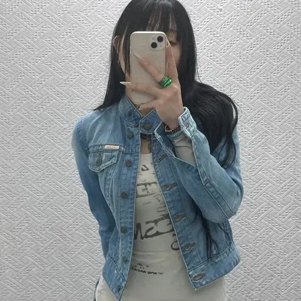 캘빈클라인 빈티지 크롭 슬림핏 데님자켓 XS C08400