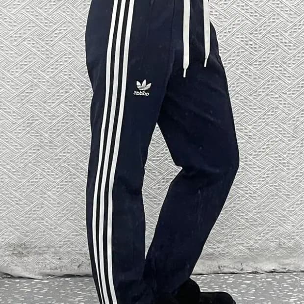 아디다스 올드스쿨 레트로 유로파 트랙팬츠 L C08471