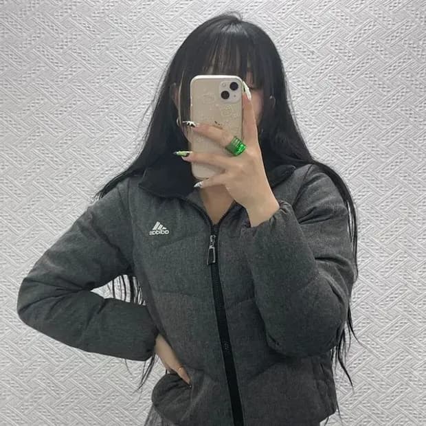 아디다스 빈티지 모던시크 슬림핏 크롭 숏 패딩 85 C08525