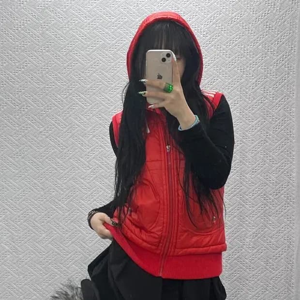 아디다스 올드스쿨 레트로 Y2K 빈티지 패딩조끼 100 C08601