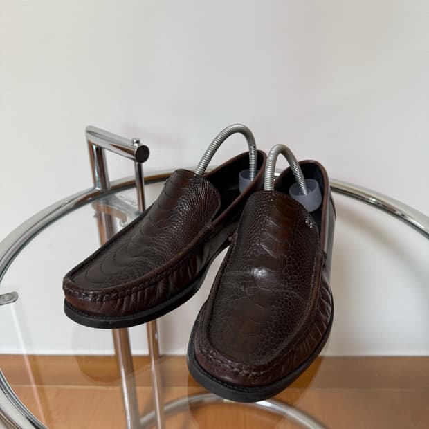 크로커다일 레더 로퍼