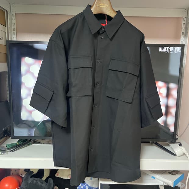 032c 테일러드 플랩 포켓 셔츠